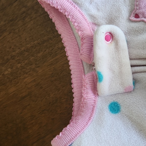 Cater's, Super Comfy, 12 Month, Flame Resistant Sleeper, Light Pink w head band - Picture 9 of 11